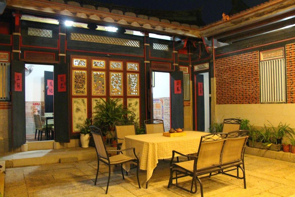 No. 85 Shuitou B&B Жинченг Екстериор снимка