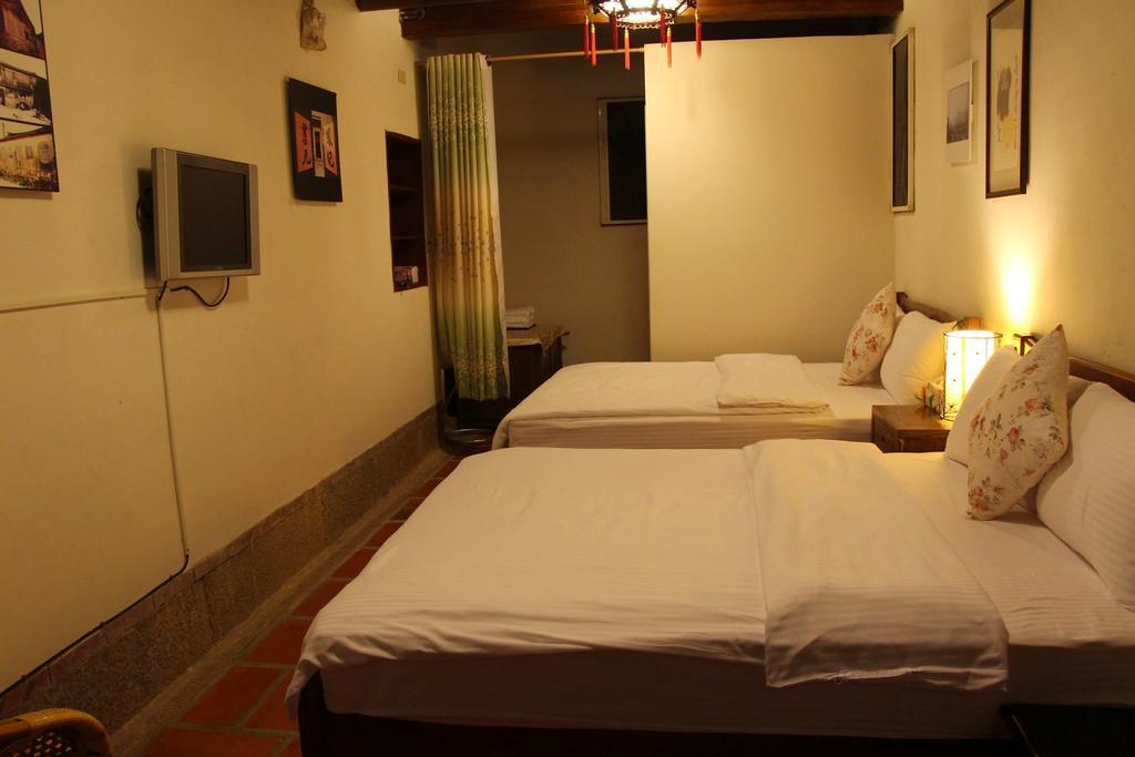No. 85 Shuitou B&B Жинченг Екстериор снимка