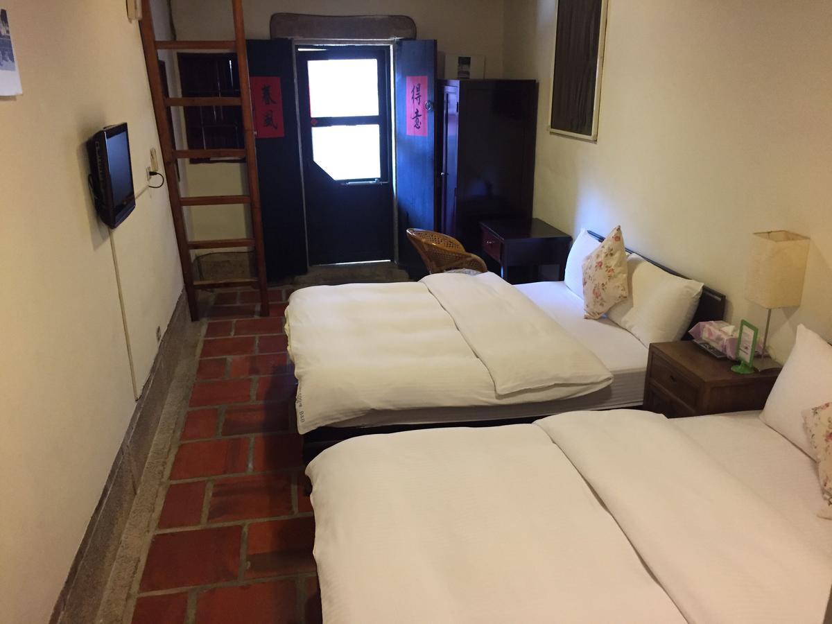 No. 85 Shuitou B&B Жинченг Екстериор снимка